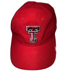 UNDER ARMOUR Texas Tech red baseball hat